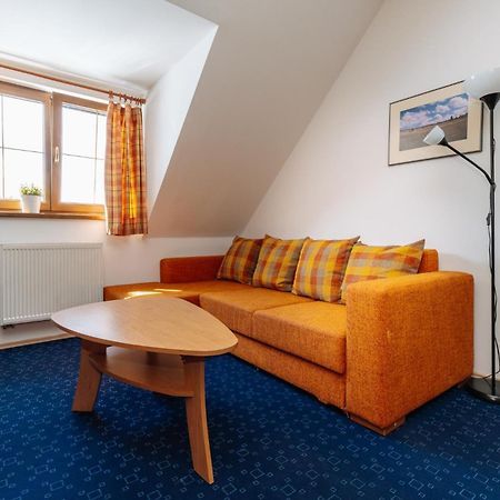 Apartmány Engadin Bozi Dar Exterior foto