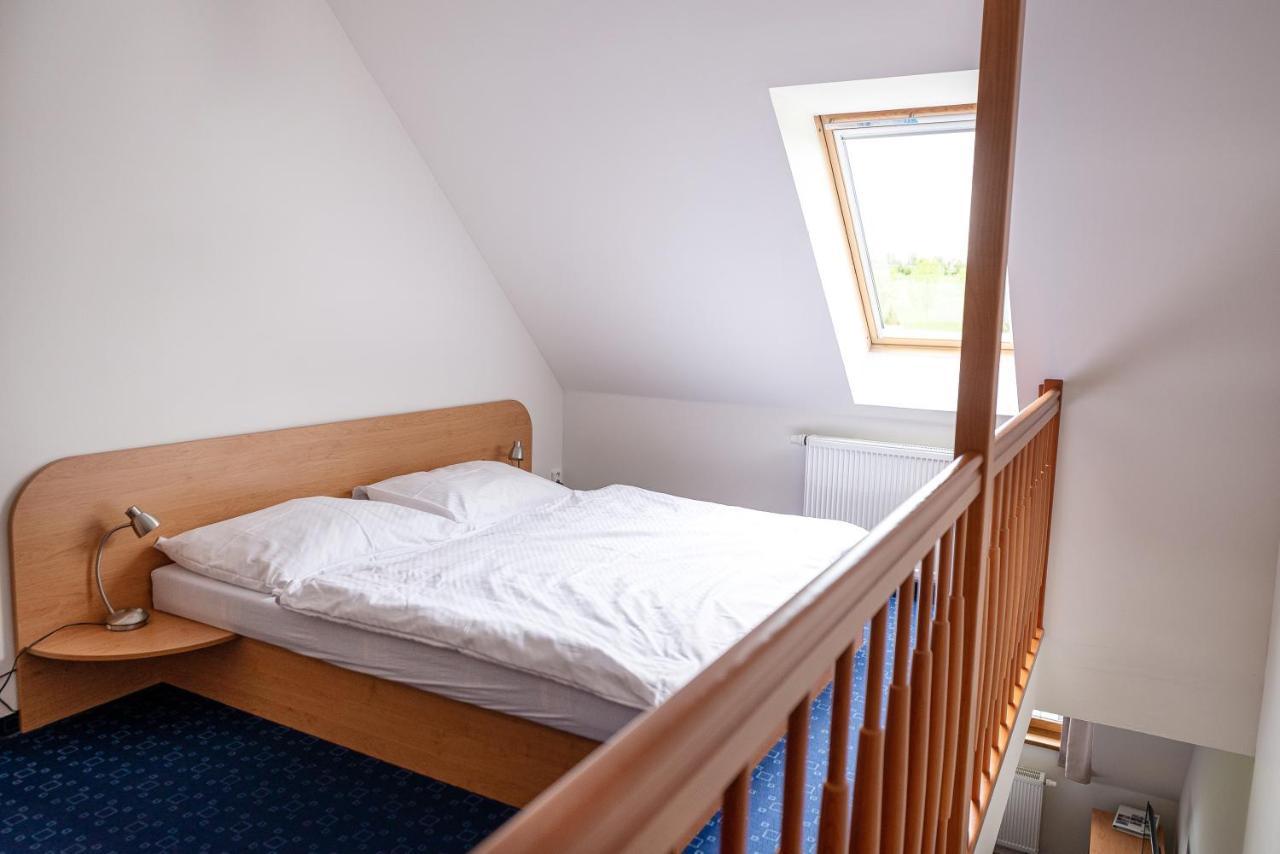 Apartmány Engadin Bozi Dar Exterior foto