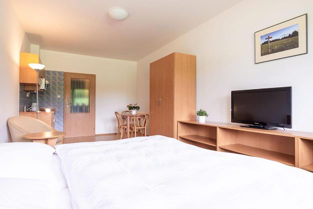 Apartmány Engadin Bozi Dar Exterior foto